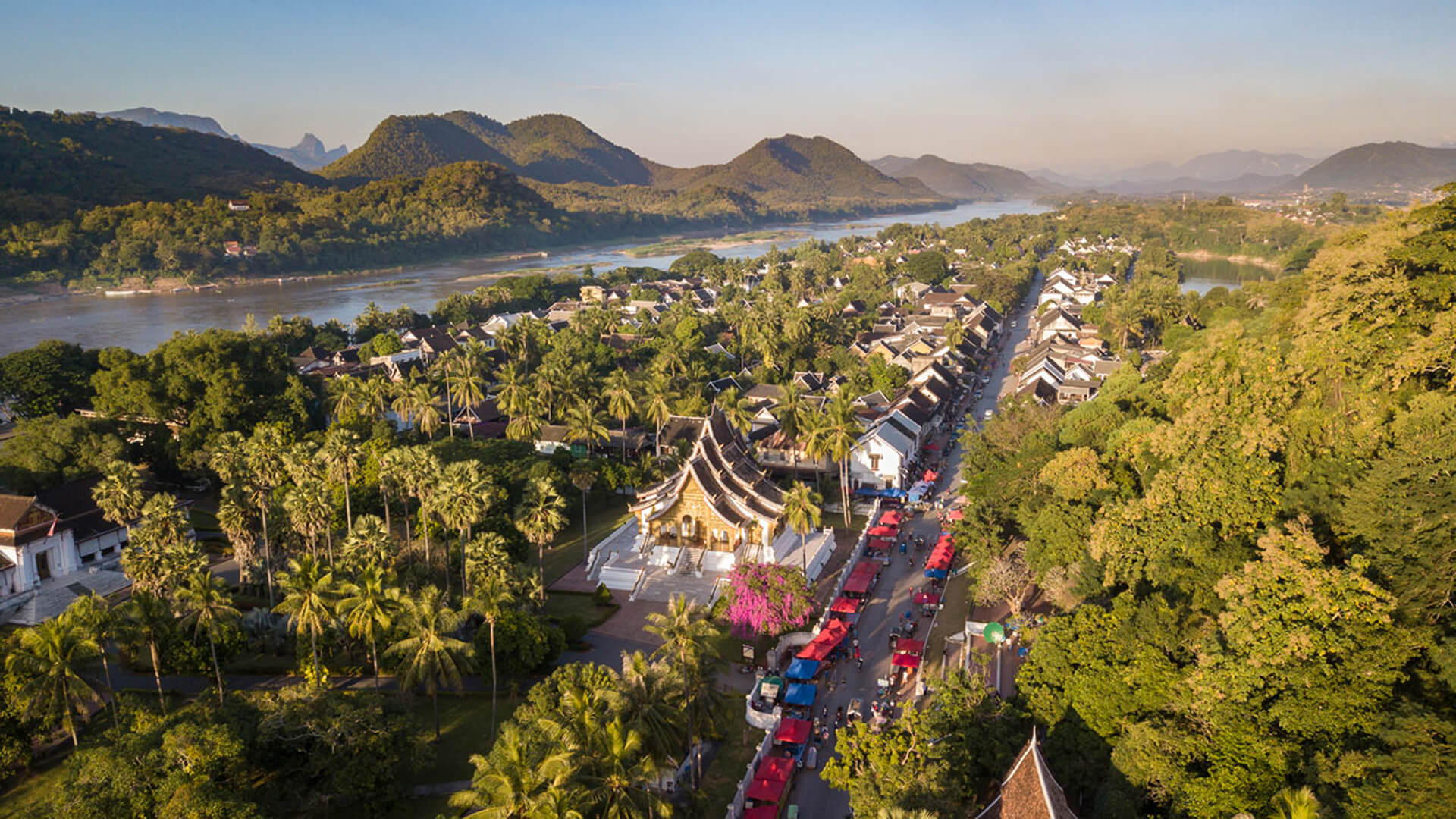 luang-prabang-cityscape-mekong-river_c8322